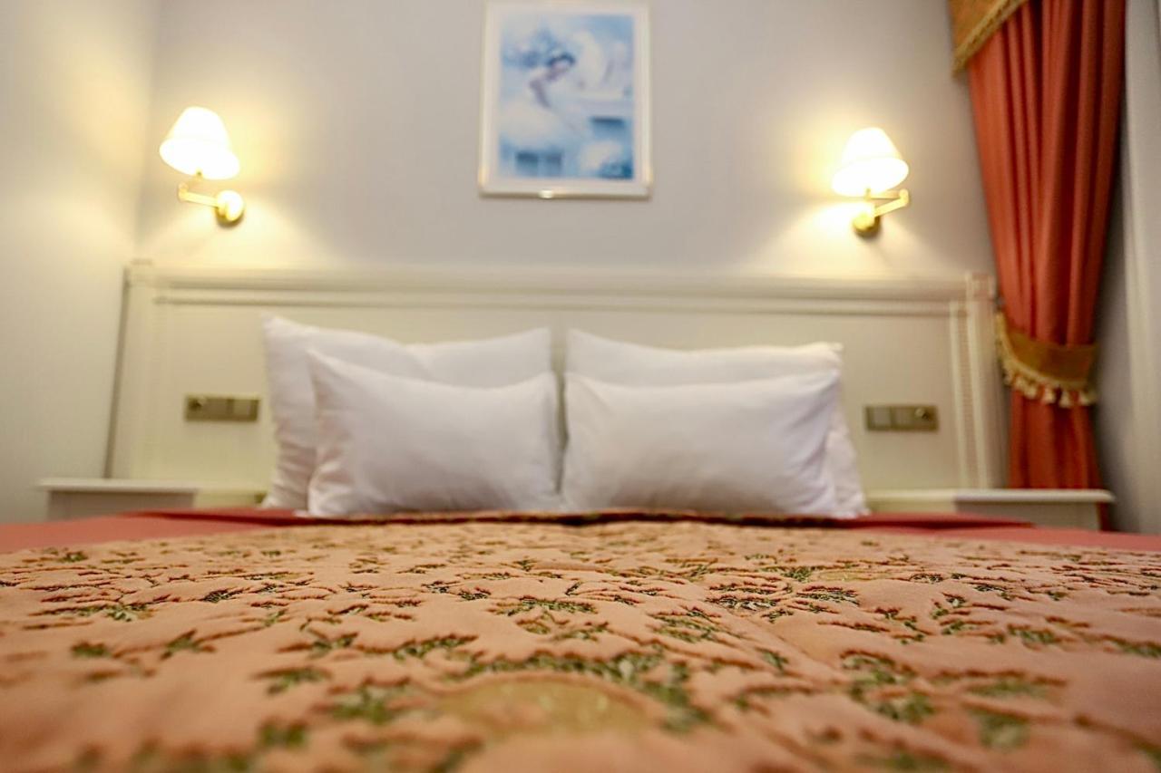 Zlaty Sloup Otel Karlovy Vary Dış mekan fotoğraf