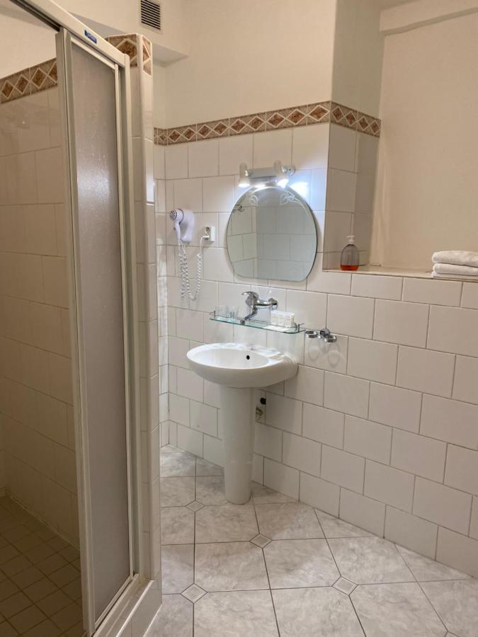 Zlaty Sloup Otel Karlovy Vary Dış mekan fotoğraf