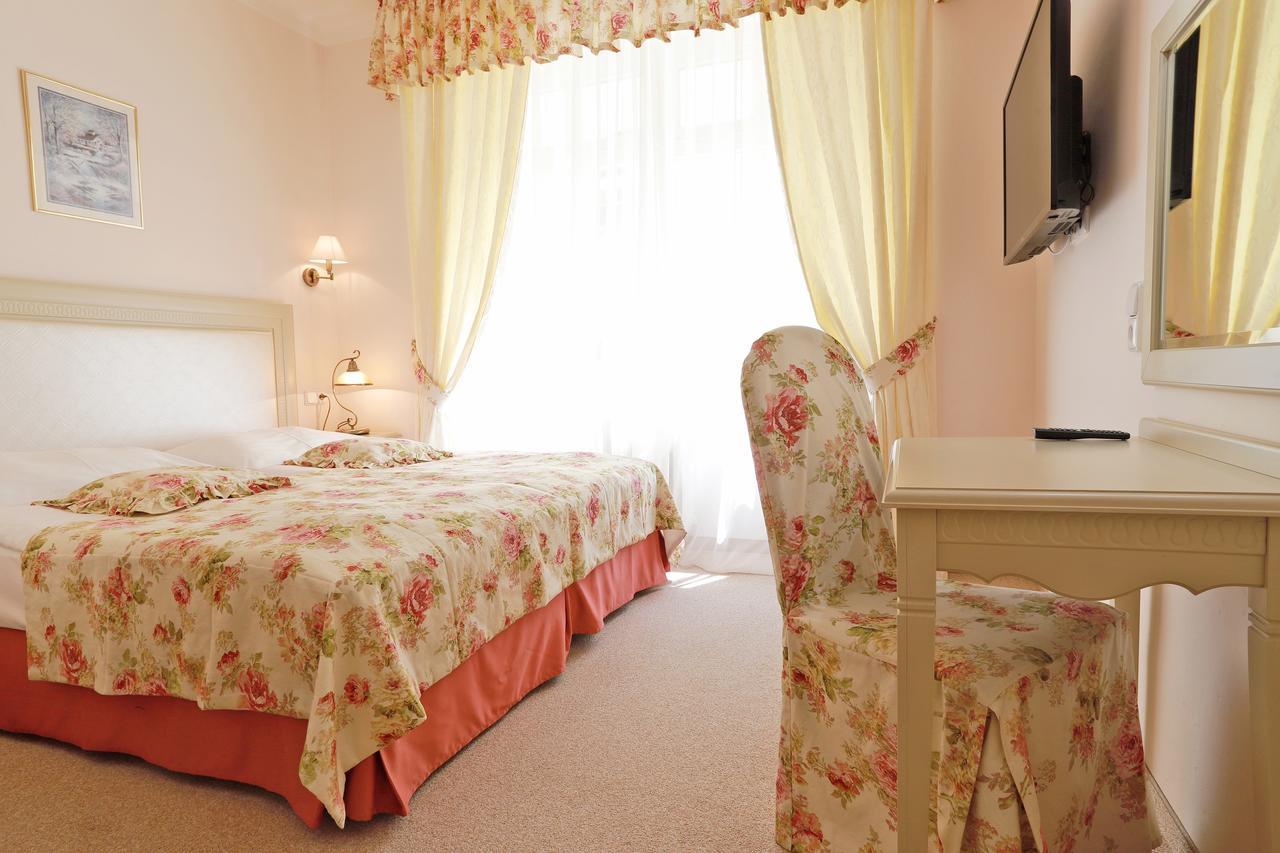 Zlaty Sloup Otel Karlovy Vary Dış mekan fotoğraf